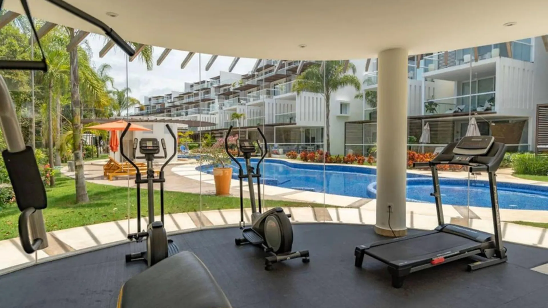 Luxurious Akumal Terrazas 2-Bedroom Condominium Mexico