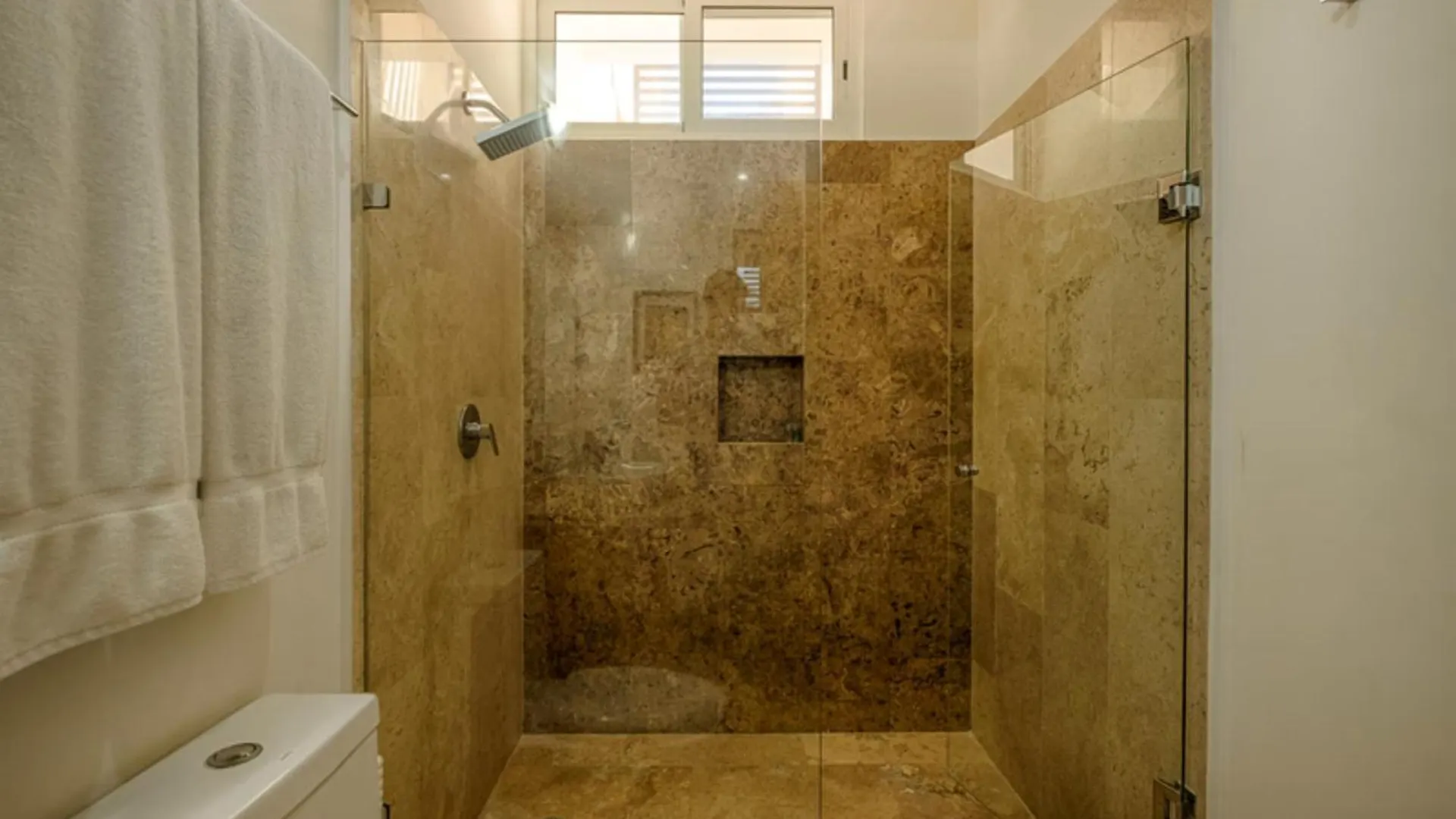Luxurious Akumal Terrazas 2-Bedroom Condominium Holiday home
