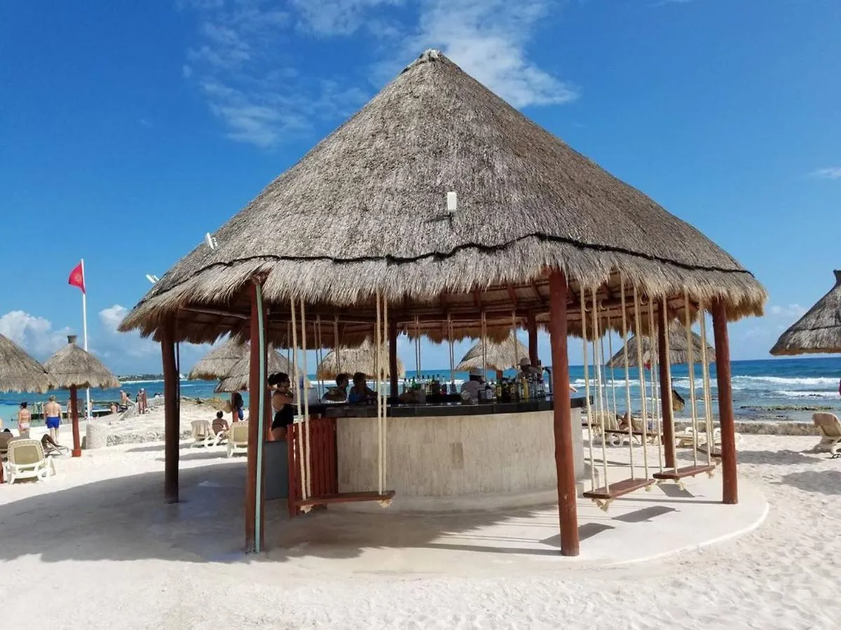 Luxurious Akumal Terrazas 2-Bedroom Condominium Mexico